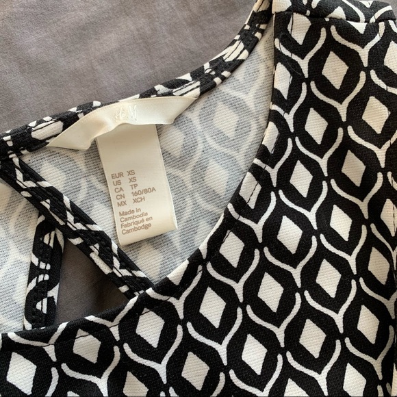 H&M Mini Dress - Picture 3 of 3